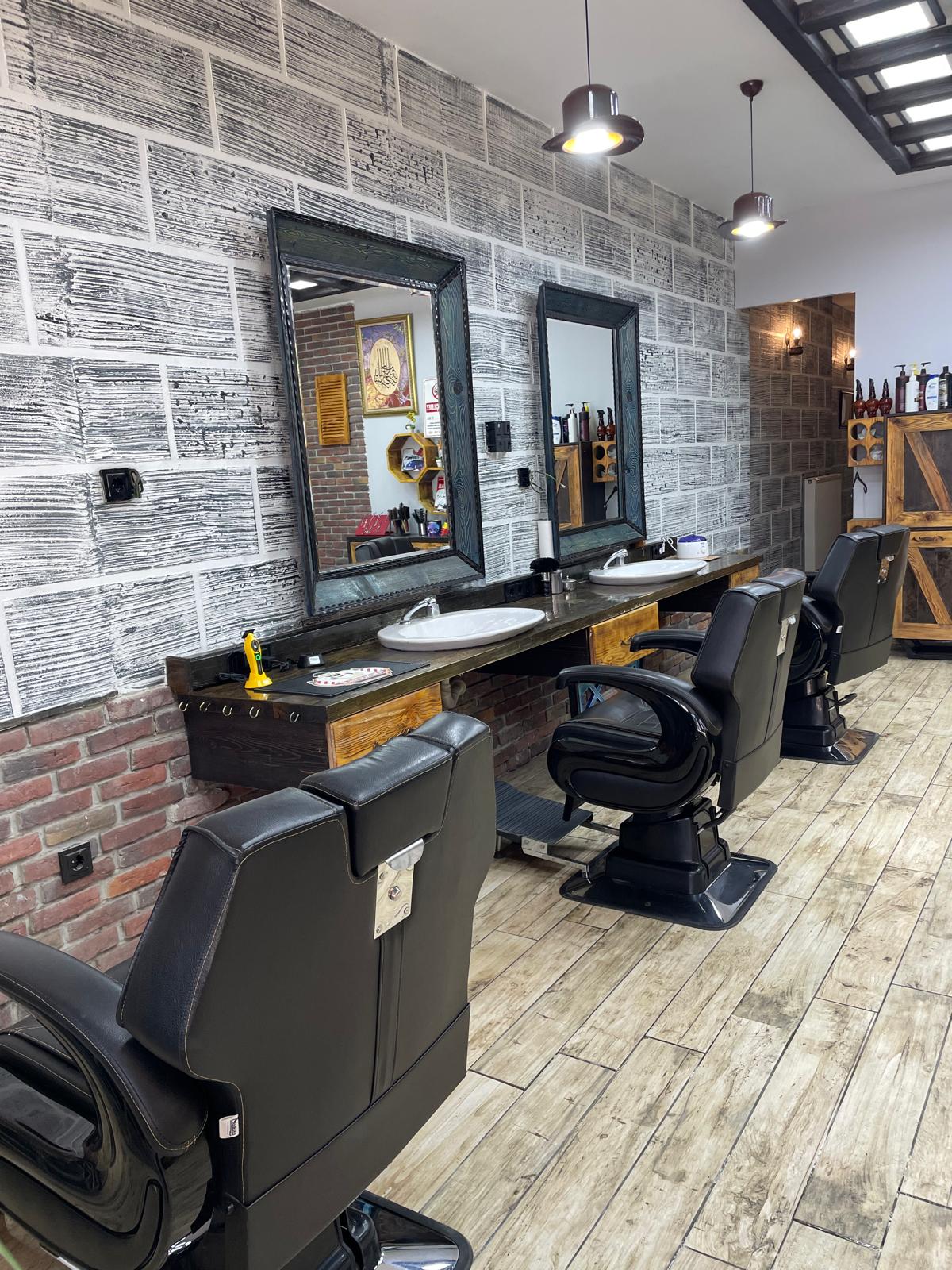 Berber salonu iç mekan